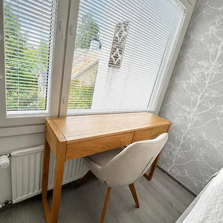 Aparment Kajaani, Sijaitsee Laehellae Keskustaa, Ilmainen Pysaekoeinti, 6-7 Henkiloelle Vuodepaikka *